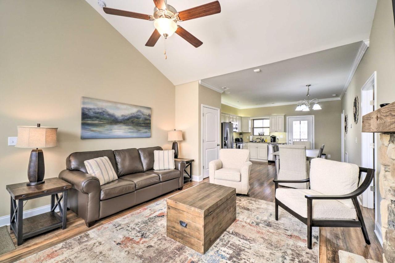 Chic Townsend Condo With Saltwater Pool! Екстериор снимка