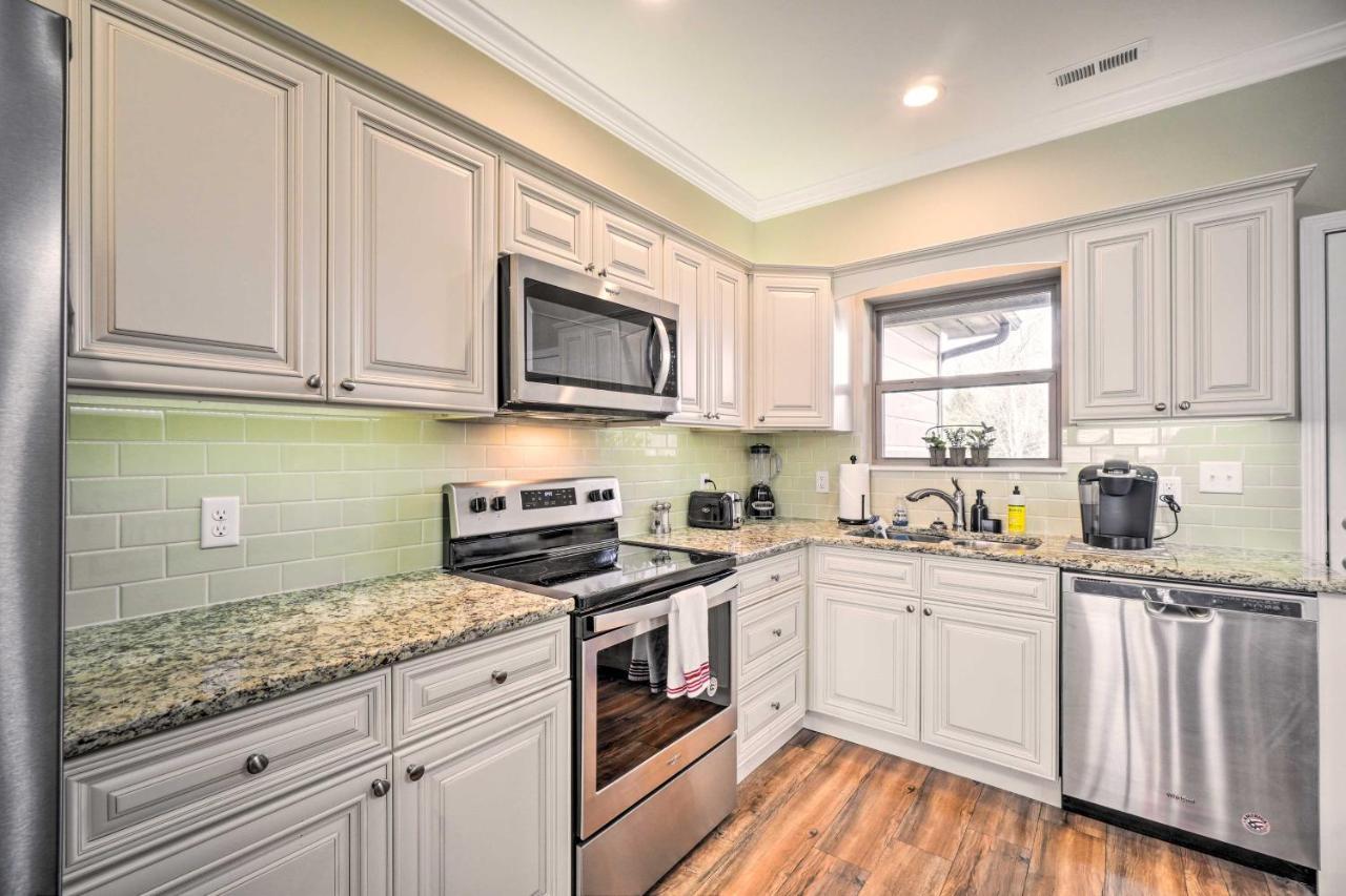 Chic Townsend Condo With Saltwater Pool! Екстериор снимка