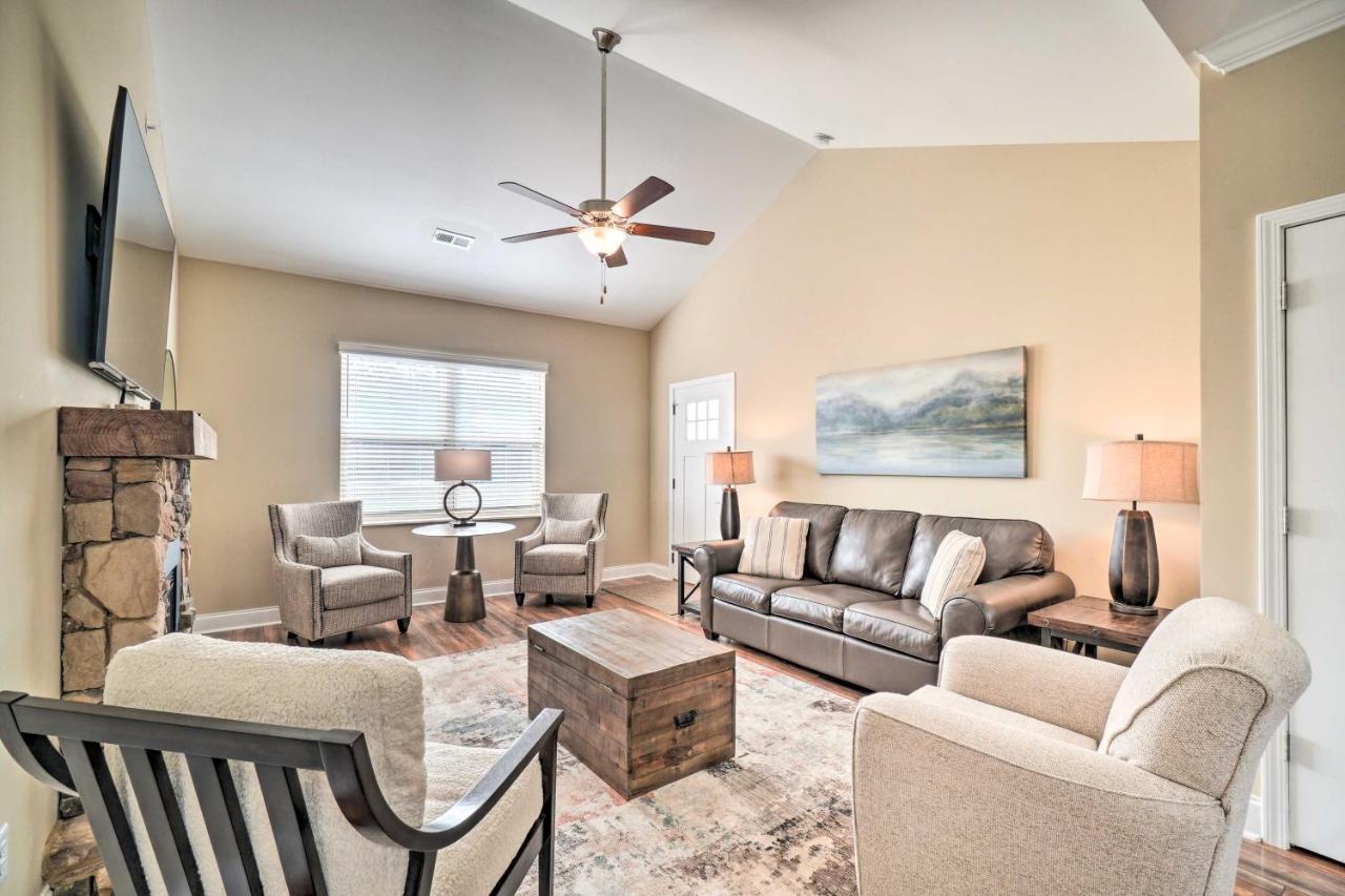 Chic Townsend Condo With Saltwater Pool! Екстериор снимка